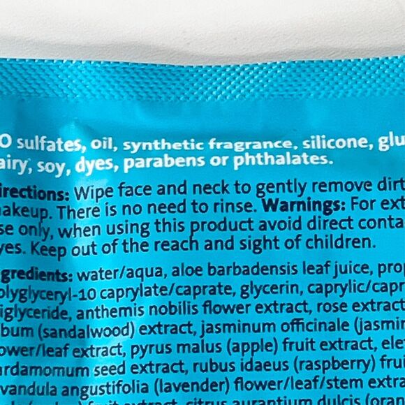 SkinFix Clean Skin Face Cleansing Wipes MakeUp Travel 3ct New - Picture 5 of 5